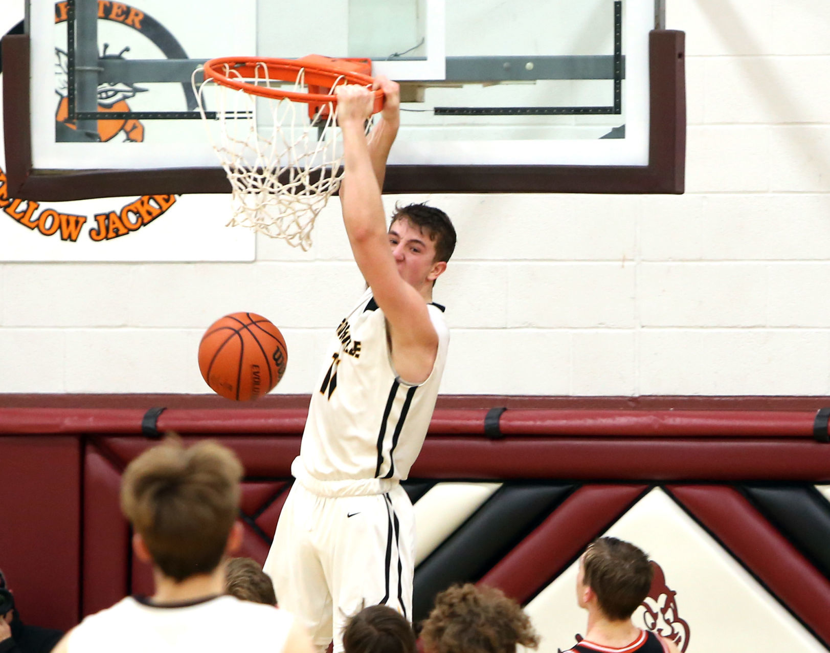 Sesser-Valier Holiday Tournament Championship